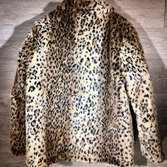 Leopard Faux Fur Coat - Picture 2 of 8